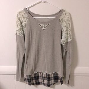 Women’s Hazel Pull Over Top with  Lace Shoulder